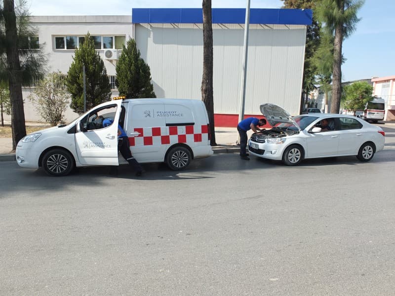 Peugeot Far Fiyat: Yeni vs Çıkma